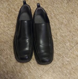 Men dress shoes